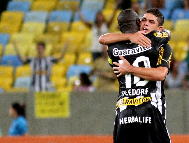 Gege comemoração jogo Botafogo e Flamengo (Foto: Vitor Silva / SSPress)