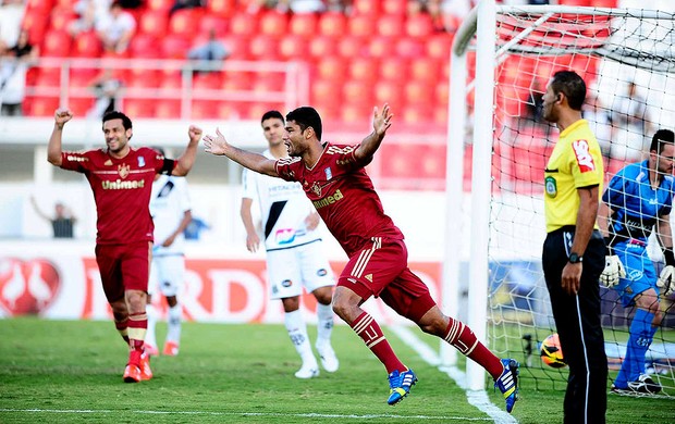 gum fluminense ponte preta série A (Foto: Marcos Ribolli / Globoesporte.com)