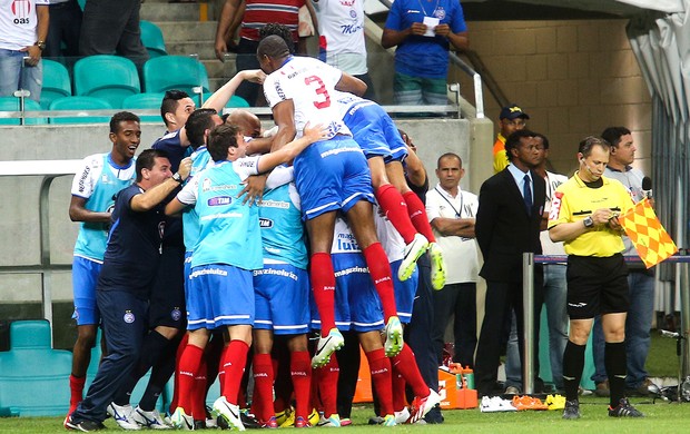 Bahia comemoração vitória Flamengo (Foto: Ricardo Cardoso / Agência Estado)