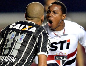 Wellington Emerson jogo Corinthians São Paulo Recopa (Foto: AFP)